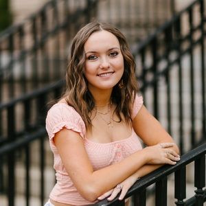 Meet your Posher, Gabby